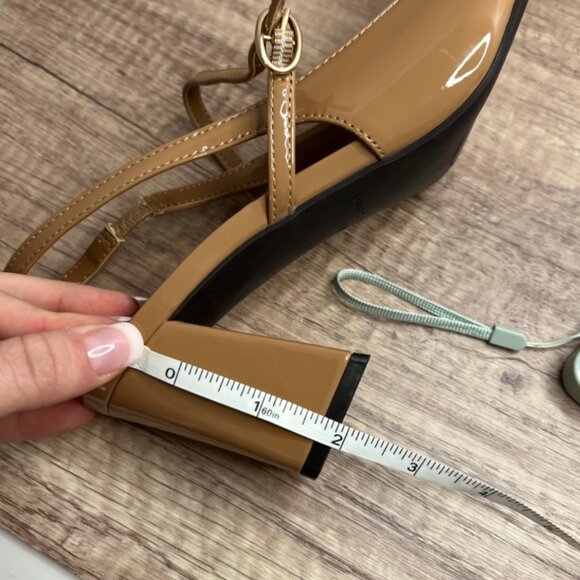 Marc Fisher Women's Lanai Pump - Picture 6 of 12